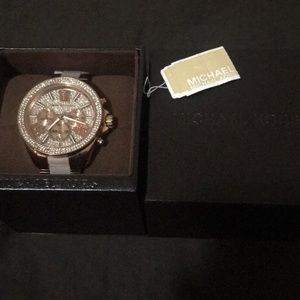 Mint Condition Michael Kors rose gold watch